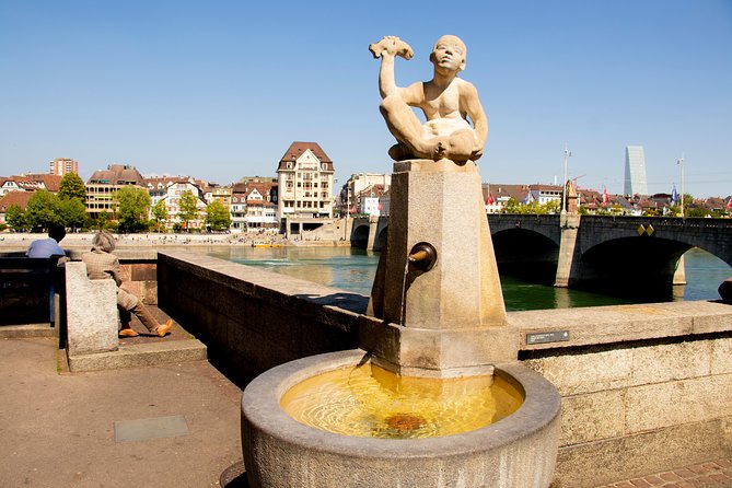 1 Hour express walk of Basel with a Local - The Three Kings and the Rhine setting