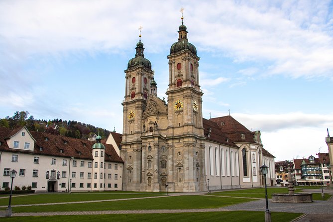 1 Hour Express Walk of St. Gallen with a Local - A fast introduction to St. Gallen