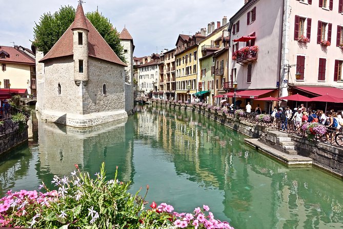 Annecy - Venice of the Alps - Tour from Geneva - Free time for lunch, shopping, and the lake