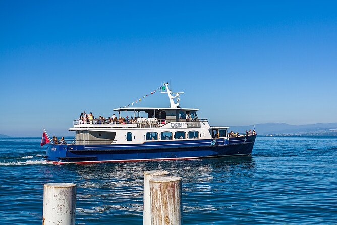Audioguided sightseeing cruise of Geneva - The audio guide requires preparation