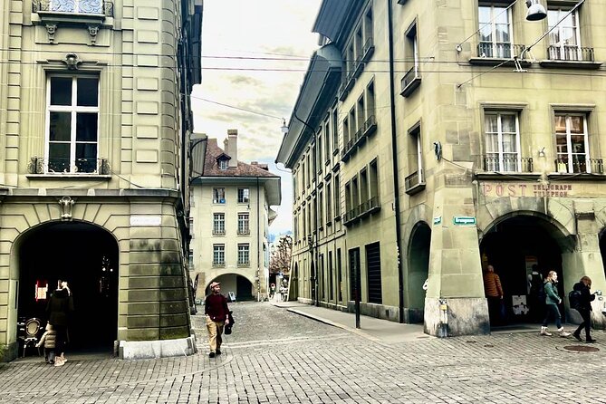 Beautiful Bern's Legends: A Self-Guided Audio Tour - The Childeater Fountain and Bern’s strange public art