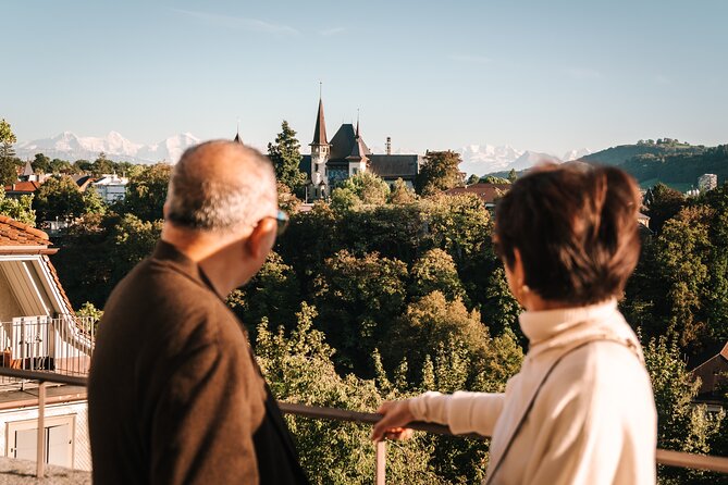 Bern Private Photoshoot with Optional Picnic by the River - Who will get the most from it?