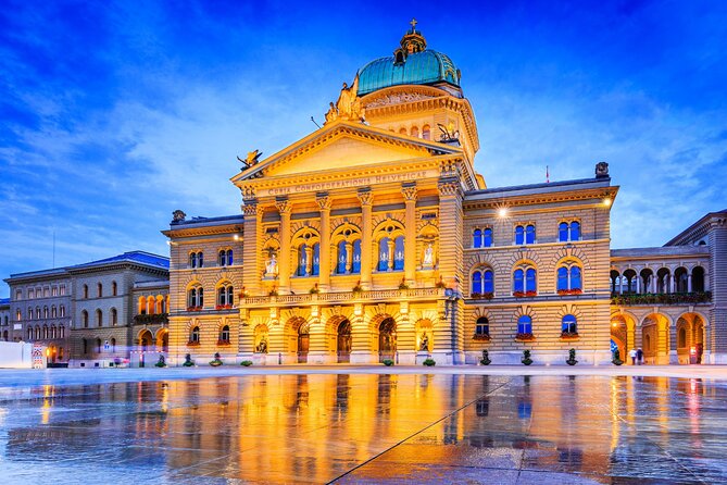 Bern Scavenger Hunt and Highlights Self Guided Audio Tour - Parliament Building and Kafigturm set the tone