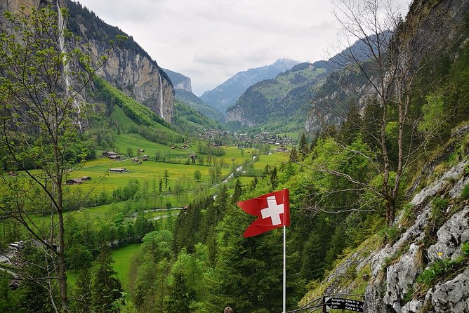 Best of Bernese Oberland Tour from Interlaken - Brienz offers a slower village pause