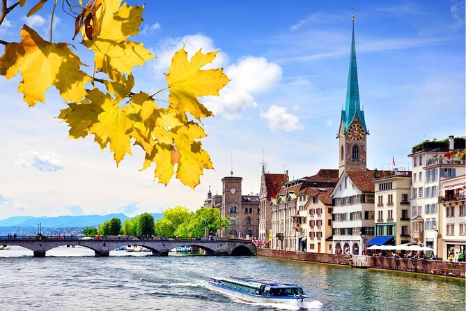 Best of Zurich and Surroundings - Extended City Sightseeing Tour - Lake Zurich from the shore and the water