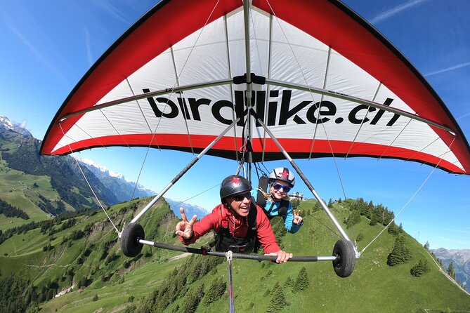 Birdlike Hang Gliding Lucerne - Landing in Stans and the return details