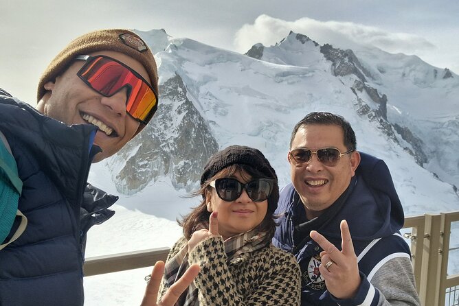Chamonix Mont-Blanc Full Day Guided Tour - Chamonix village and a short lunch break