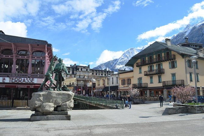 Chamonix & Mont Blanc Guided Day Trip with SkyView Panoramic bus - The red train and Mer de Glace