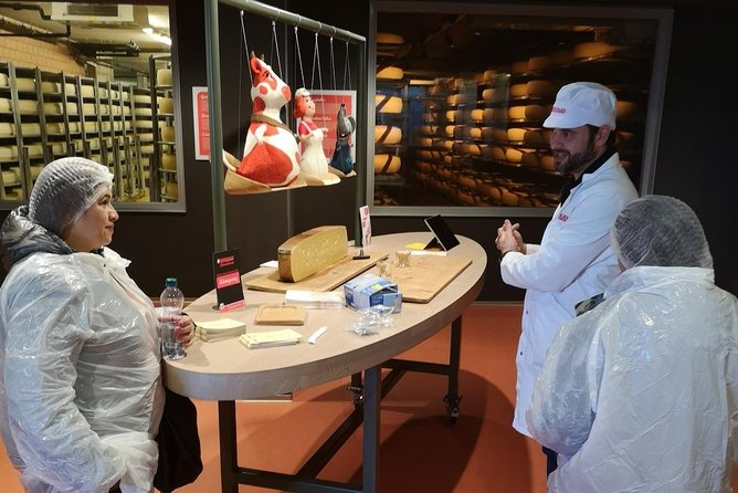 Chocolate, Cheese and Wine Tour in Luzern region - The value of hotel pickup and a private minivan