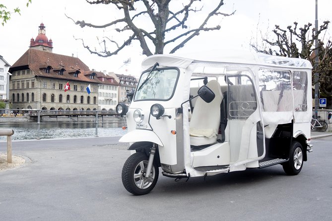 City Tour Plus Lucerne by Etuktuk - Lake views, narrow lanes, and the value of local access