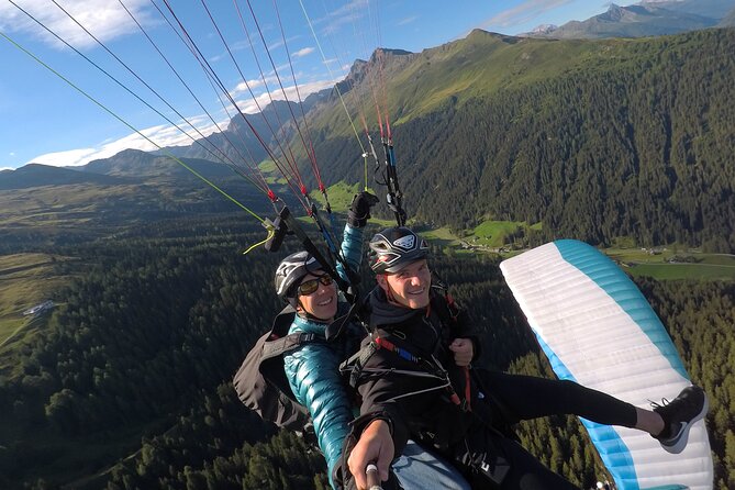 DAVOS: Paragliding For 2 Passengers - Together In The Air! (Video&Photos Incl.) - Weather, timing, and the need for a backup plan