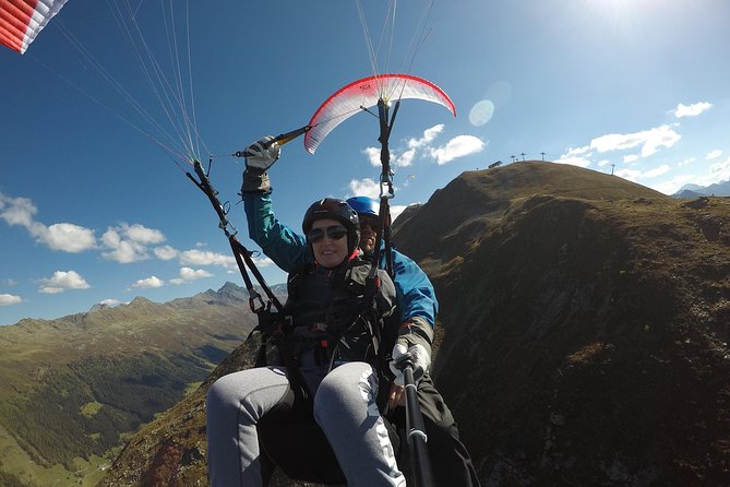 DAVOS: Paragliding For 2 Passengers - Together In The Air! (Video&Photos Incl.) - Who will enjoy this Davos flight most