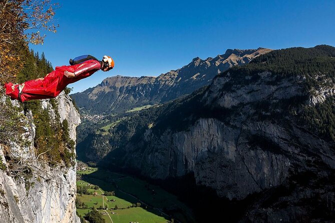 Discover Lauterbrunnen with CHEESE & CHOCOLATE - Lauterbrunnen Valley, where the cliffs do the talking