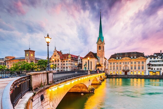 Einstein in Zurich: Walk in Time Exploration Game and Tour - Following clues through Münsterbrücke and central Zurich