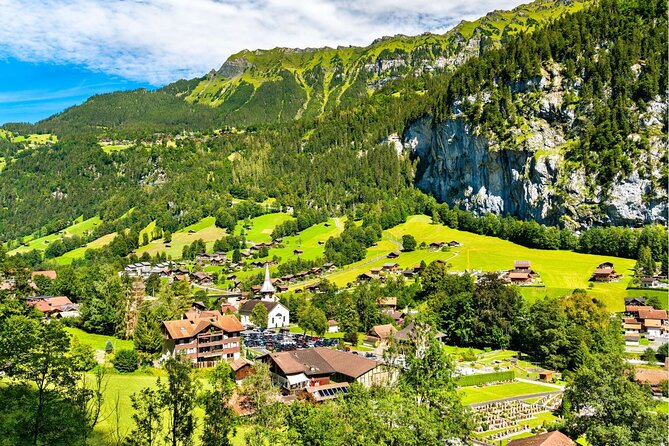 Experience Swiss Countryside on a Private Tour by Car from Zurich - A Swiss cheese farm and the St. Beatus viewpoint