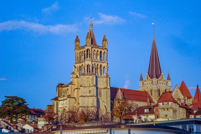 Explore Lausanne in 60 minutes with a Local - Finishing at Esplanade de Montbenon