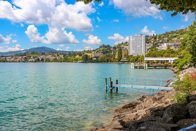 Explore Montreux in 60 minutes with a Local - Chillon Castle and the walk toward Veytaux