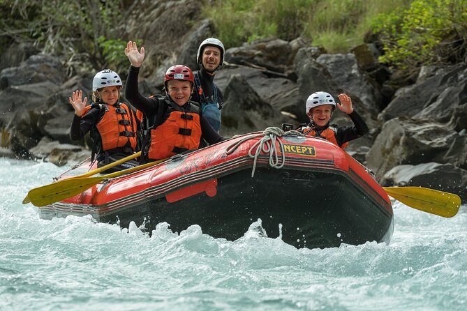 Family Rafting Experience in Engadin - What happens at the Somvih 31 base camp