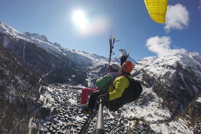 FLYMATTERHORN VIP Paragliding from Zermatt, With Matterhorn View - A tandem flight built for first-time flyers