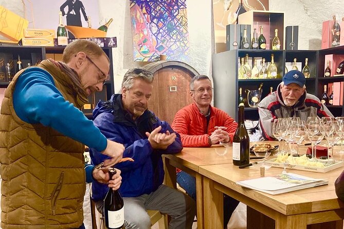 Food tour with EAT and CHILL TOUR Geneva & Lausanne - Why the Guide Makes the Difference