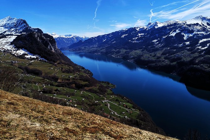 From Zurich: Breathtaking waterfall and lakes private tour - Lunch with local specialties