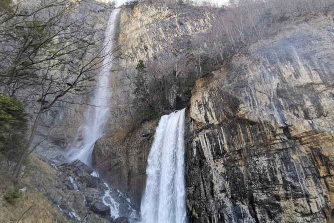 From Zurich: Breathtaking waterfall and lakes private tour - Seeing Walensee from Weesen