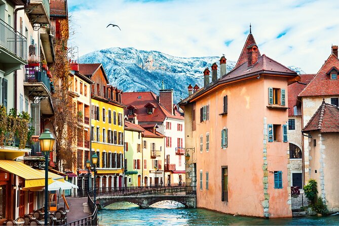 Full-Day Private Tour from Geneva to Annecy - Leaving Geneva for Annecy