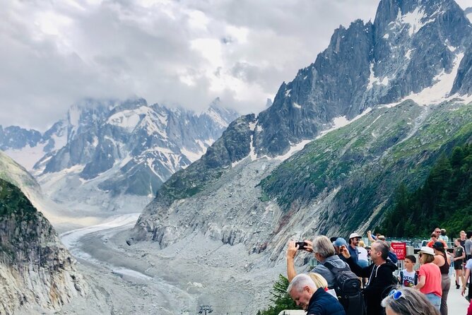 Geneva Day Trip to Mont Blanc glacier and 3860m Top - The red Montenvers train and Mer de Glace