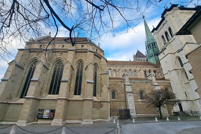 Geneva Highlights 2-Hour Introductory Tour - St Peter’s Cathedral and the historic center