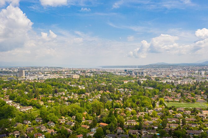 Geneva Private Walking Tour with a Local - Local hosts who shape the experience