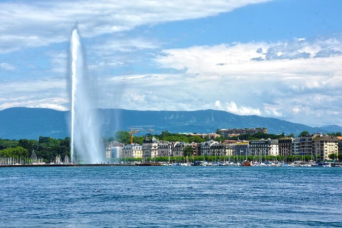Geneva Private Walking Tour with a Professional Guide - Why this two-hour walk works well in Geneva