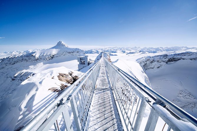 Geneva: Riviera Col du Pillon Glacier 3000- High Level Experience - Taking the cable car to Glacier 3000