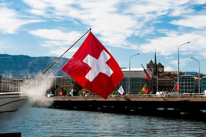 Geneva Walking Tour for your private group with an official guide - Henri Dunant’s birthplace and the Red Cross connection