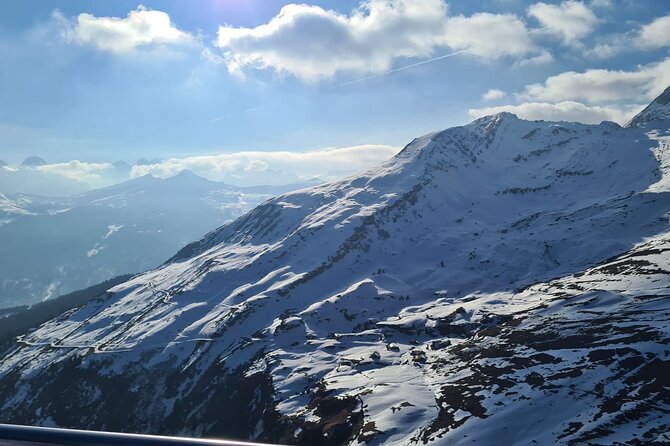 Grindelwald, Lauterbrunnen Lungern Interlaken Semi-Private - The guides can make a packed itinerary feel easy
