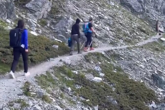 Guided Hiking Half Day in Zermatt - How demanding is the walking?