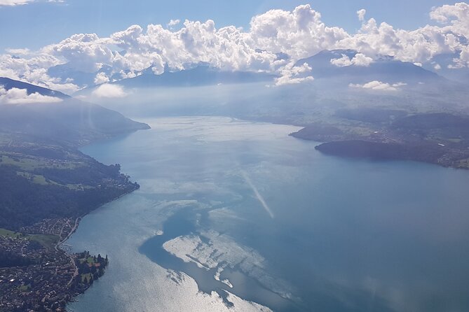 Helicopter tour to the Stockhorn mountain, with great view to the Swiss Alps - Thun Castle and the old town below