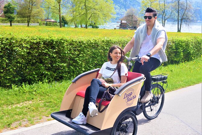 Hidden gems e-bike tour with picnic at Lake Brienz - Riding beside Lake Brienz