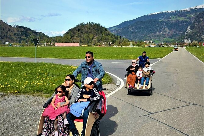 Hidden gems e-bike tour with picnic at Lake Brienz - Böningen and its chalet-lined streets