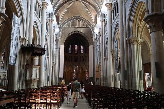 Historic Lausanne: Exclusive Private Tour with a Local Expert - Lausanne Cathedral and the medieval center