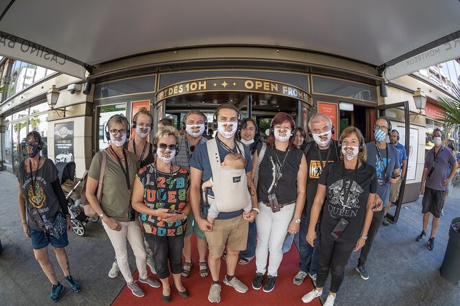 In the footsteps of Freddie Mercury - Walking from the casino to the statue