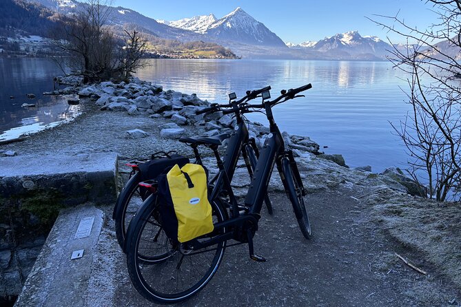 Interlaken Valley Winter E-Bike Tour: Rivers, Lakes & Castles - Lake Brienz and hot chocolate make a good winter finale