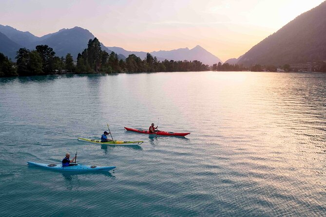 Kayak Tour of the Turquoise Lake Brienz - Guides, coaching, and the small-group feel