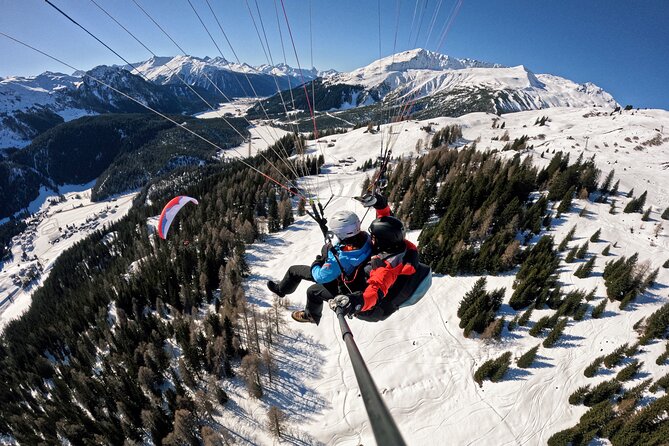 KLOSTERS: Paragliding For 2 - Couples (Video &Photos Incl.) - Views over the Prättigau valley
