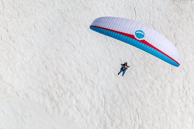 Klosters Tandem Paragliding Flight from Gotschna - Who will enjoy this Klosters flight most