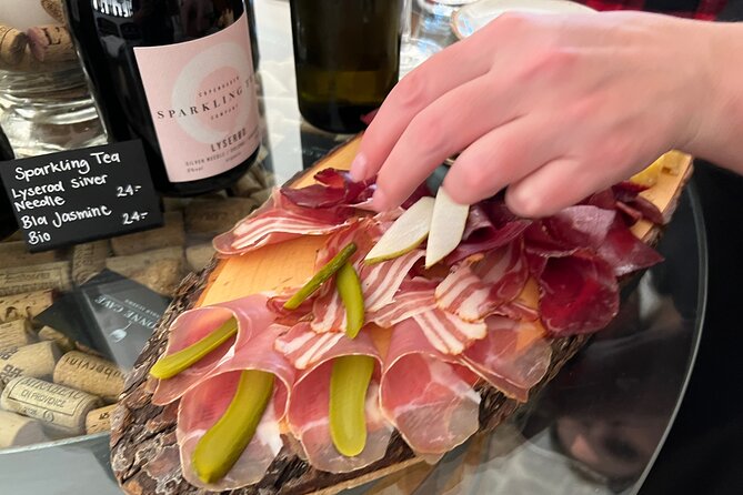Lake Lucerne Region Wein Tasting - Cheese, charcuterie, and the value of a proper pairing