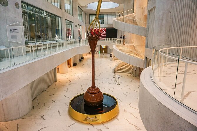LINDT Home of Chocolate, Cruise On Lake Zurich And Old Town Walking Tour - Key points to know before booking