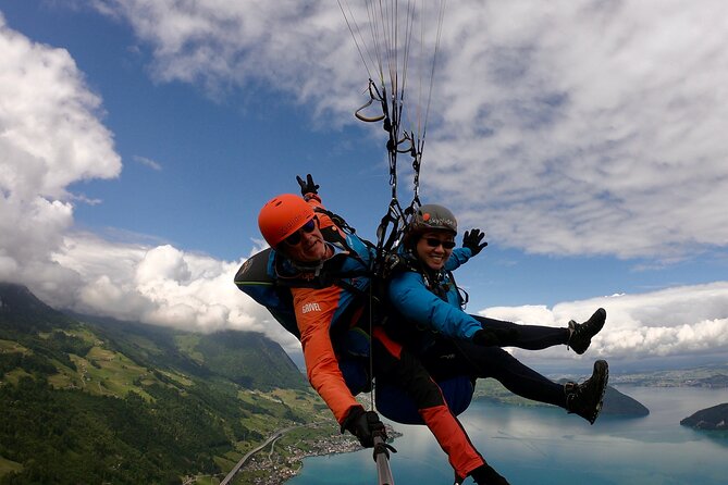 Luzern / Lucerne Professional Paragliding Tandem Flights - Is $265.46 a Fair Price?