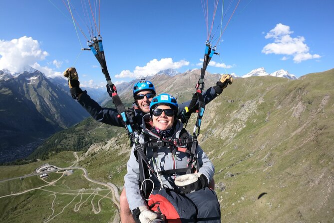 Matterhorn Paragliding flight in Zermatt (20-25min) - Who will enjoy this Matterhorn flight most
