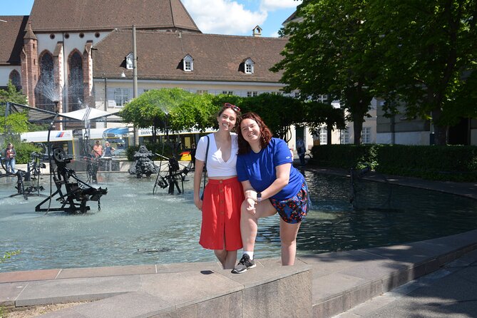 Moments in Basel: Personalized Tour & Photo Session - A private Basel walk with room to change direction
