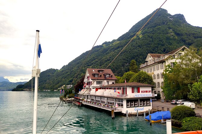 Panoramic E-Bike Tour with a Lake Cruise - A private guide changes the feel of the day
